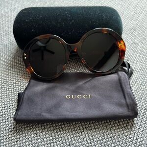 Gucci Round Frame Acetate Sunglasses